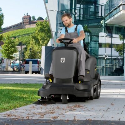 One of the best features of the Kärcher KM 90/60 ride-on sweeper is its versatility. It can be used to clean a variety of surfaces, from concrete to asphalt, and even gravel or cobblestones. This machine can also be used to sweep up leaves, debris, and other light material.