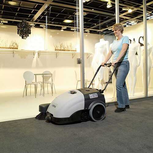 8 Most Common Carpet Cleaner Questions (Faq) 3 Nilfisk Sw750 Carpet