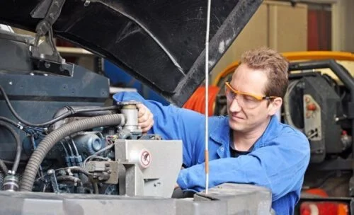 Commercial Cleaning Machine Solutions For Hard-To-Reach Areas 23 Cleaning Machine Repairs &Amp; Servicing Is Available Throughout Greater London, Sussex, Surrey, Hampshire, Kent And The South East