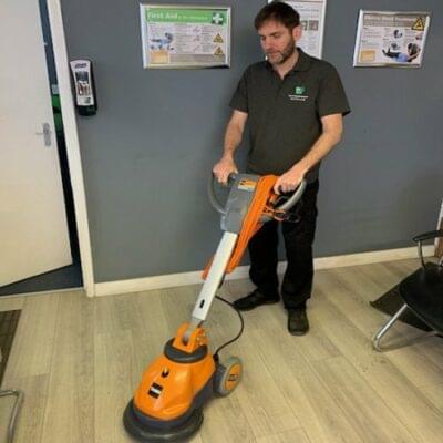 Best Cleaning Machines To Clean Laminate Floors