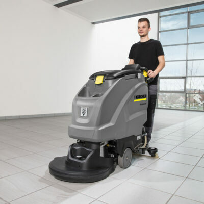 4 Reasons to Invest in Floor Cleaning Machines